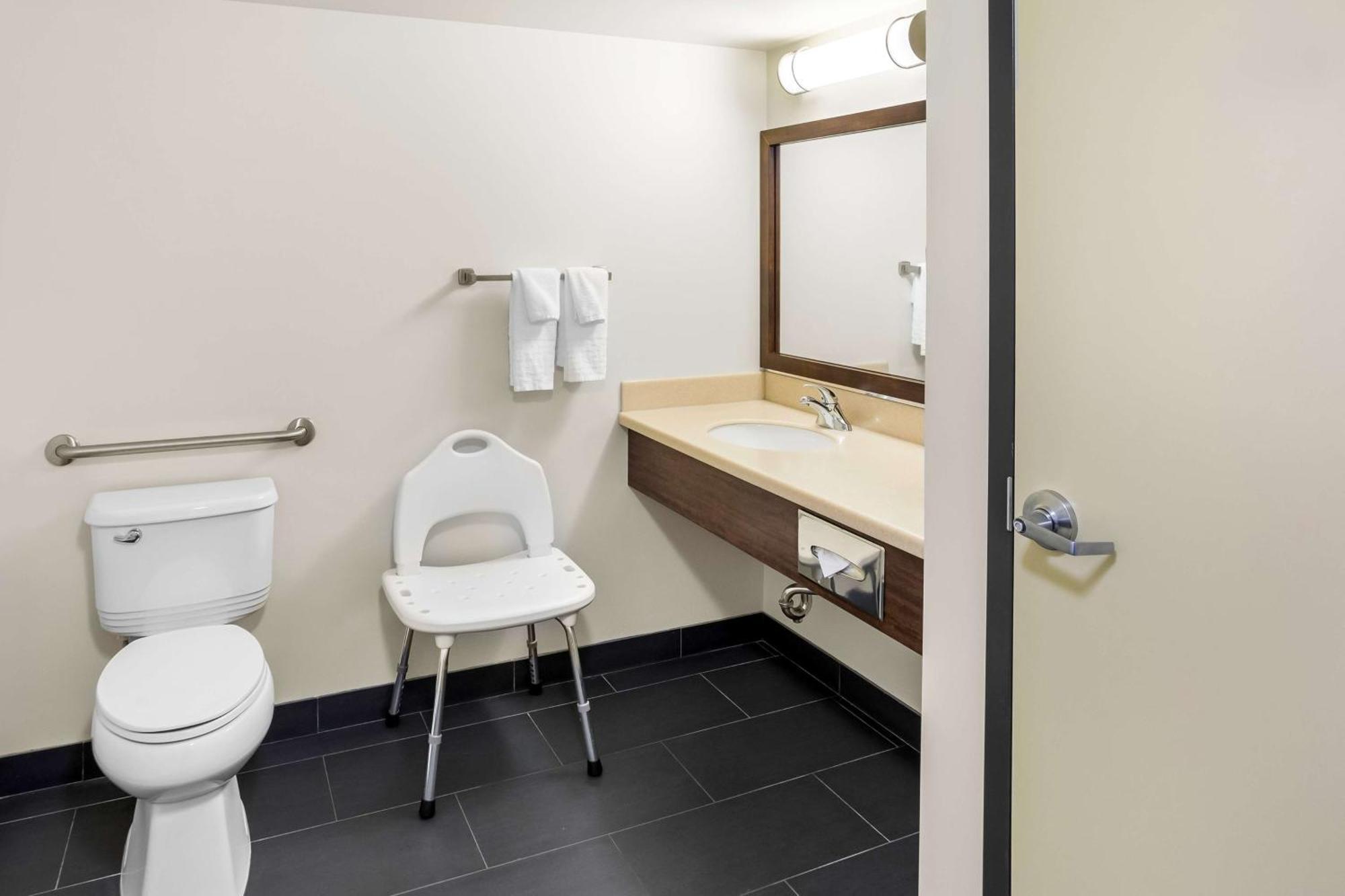 Best Western Thompson Eksteriør billede